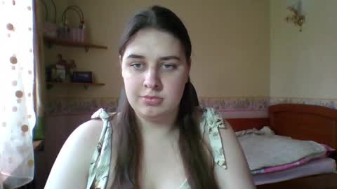 hess_luna_ online show from 2, 4, 2026