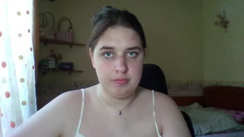 Snapshot of hess_luna_ chatting on 26, 6, 2026 hess_luna_ online show from 26, 6, 2026