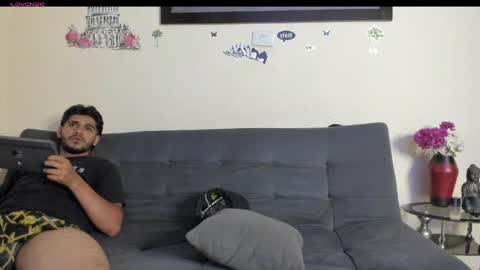 Snapshot of heteros_curious_ chatting on 7, 4, 2026 yeis online show from 7, 4, 2026