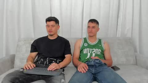 Snapshot of heteros_men chatting on 25, 4, 2026 heteros men online show from 25, 4, 2026