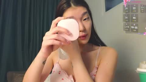 Snapshot of hey_herbal chatting on 17, 3, 2026 Audrey online show from 17, 3, 2026