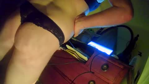 Snapshot of heynowbrowncow1 chatting on 27, 9, 2025 The Auger online show from 27, 9, 2025