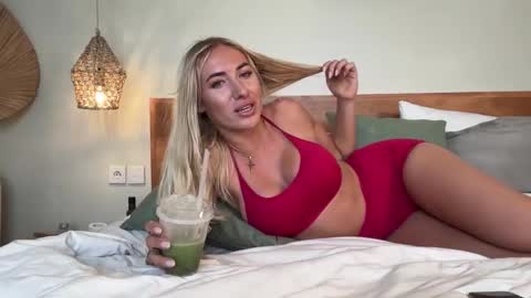 Skylar online show from 22, 12, 2025