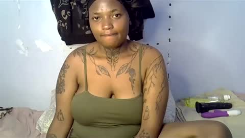 Snapshot of heyybanan chatting on 4, 2, 2025 heyybanan online show from 4, 2, 2025