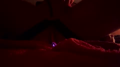 Snapshot of hh2u chatting on 9, 11, 2025 AndreasHot online show from 9, 11, 2025