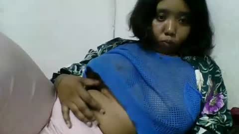 Snapshot of hheritinaa chatting on 9, 10, 2025 hheritinaa online show from 9, 10, 2025