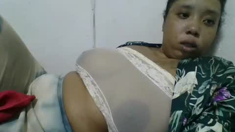 Snapshot of hheritinaa chatting on 22, 10, 2025 hheritinaa online show from 22, 10, 2025