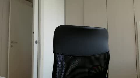 Snapshot of hhombre chatting on 8, 1, 2026 hhombre online show from 8, 1, 2026