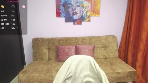 Snapshot of hi_allison chatting on 9, 4, 2026 Allison online show from 9, 4, 2026