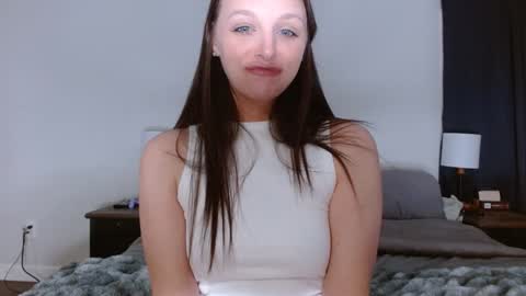 Snapshot of hi_cut_cutie chatting on 1, 5, 2026 Paige online show from 1, 5, 2026