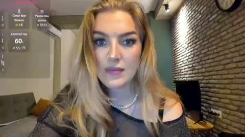 Snapshot of hi_lina chatting on 15, 7, 2026 Hi lina online show from 15, 7, 2026