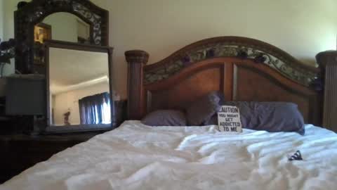 Snapshot of hidden_gold_milf chatting on 21, 4, 2026 hidden_gold_milf online show from 21, 4, 2026
