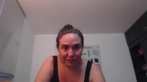 Snapshot of hidden_tinna chatting on 21, 2, 2026 Tinna online show from 21, 2, 2026