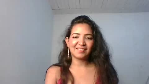 Snapshot of hiddencrazy69 chatting on 27, 10, 2025 Clau y Ricky online show from 27, 10, 2025