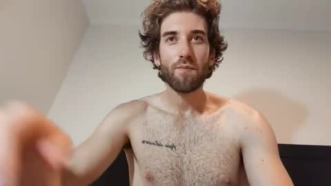 Snapshot of hiddengaze chatting on 18, 2, 2026 HiddenGaze online show from 18, 2, 2026