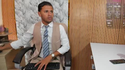 Snapshot of hiddenoffice chatting on 26, 3, 2026 George online show from 26, 3, 2026