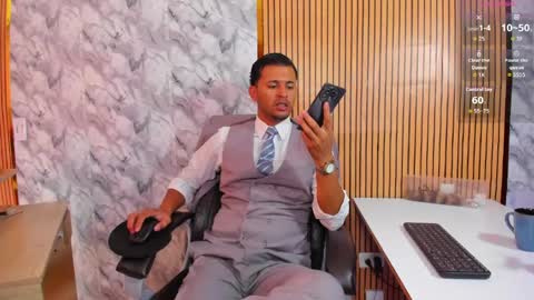 Snapshot of hiddenoffice chatting on 1, 4, 2026 George online show from 1, 4, 2026