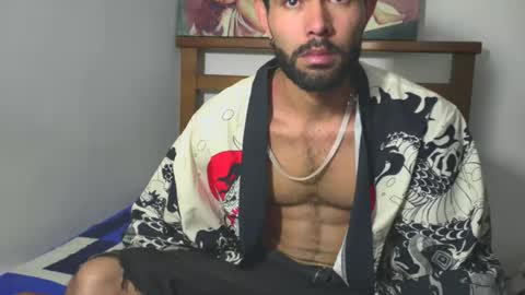 Snapshot of hideonbush051 chatting on 18, 2, 2026 hideonbush online show from 18, 2, 2026