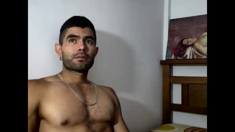 Snapshot of hideonbush051 chatting on 16, 4, 2026 hideonbush online show from 16, 4, 2026