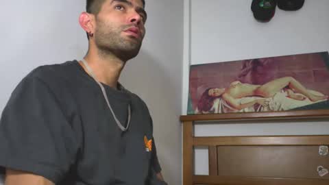 Snapshot of hideonbush051 chatting on 17, 4, 2026 hideonbush online show from 17, 4, 2026