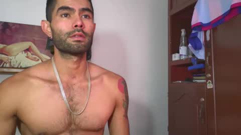 Snapshot of hideonbush051 chatting on 20, 4, 2026 hideonbush online show from 20, 4, 2026