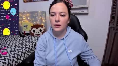 Snapshot of hidianapaola chatting on 12, 10, 2025 Diana online show from 12, 10, 2025