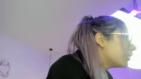 hikaru_dl online show from 1, 3, 2025