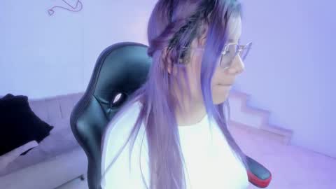 hikaru_dl online show from 6, 3, 2025