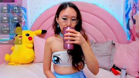 Snapshot of hikori_ chatting on 14, 12, 2024 Hikori online show from 14, 12, 2024