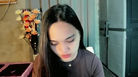 hilarymolly online show from 25, 2, 2026