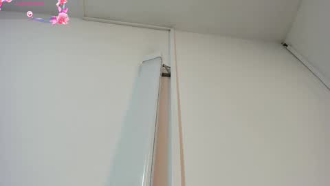 Hilary Thomsom online show from 2, 3, 2026