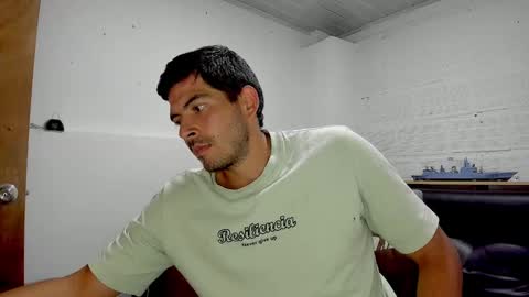 Snapshot of himoreno97 chatting on 16, 1, 2025 Hi moreno online show from 16, 1, 2025