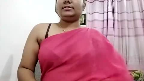 himuhimu22 online show from 18, 11, 2025