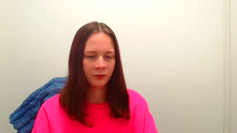 Snapshot of hinabliss chatting on 9, 4, 2026 Hinata online show from 9, 4, 2026
