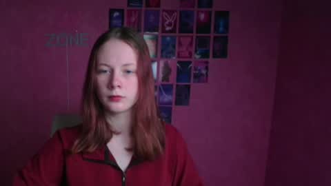 Snapshot of hinabliss chatting on 4, 5, 2026 Hinata online show from 4, 5, 2026