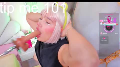 hinata_dolly online show from 11, 11, 2025