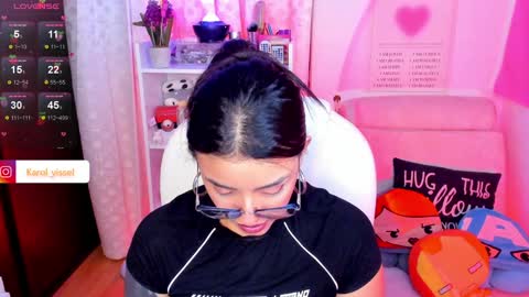 Snapshot of hinataweed01 chatting on 10, 12, 2024  Karol  Independent Model online show from 10, 12, 2024
