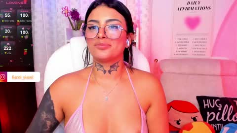 Snapshot of hinataweed01 chatting on 4, 2, 2025  Karol  Independent Model online show from 4, 2, 2025