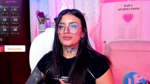 Snapshot of hinataweed01 chatting on 15, 2, 2025  Karol  Independent Model online show from 15, 2, 2025