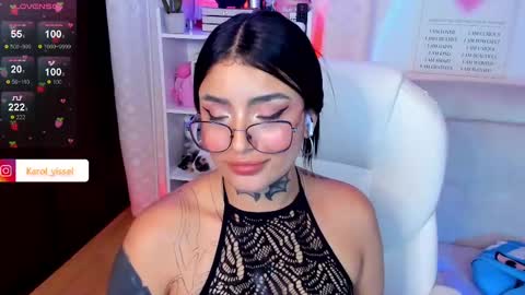 Snapshot of hinataweed01 chatting on 25, 2, 2025  Karol  Independent Model online show from 25, 2, 2025