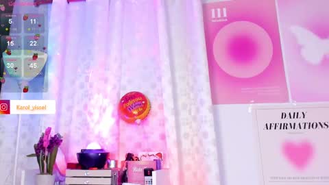Snapshot of hinataweed01 chatting on 11, 3, 2025  Karol  Independent Model online show from 11, 3, 2025