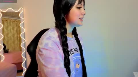 Snapshot of hinna_tay chatting on 4, 11, 2025 HINNA online show from 4, 11, 2025