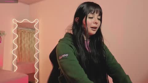 Snapshot of hinna_tay chatting on 25, 11, 2025 HINNA online show from 25, 11, 2025