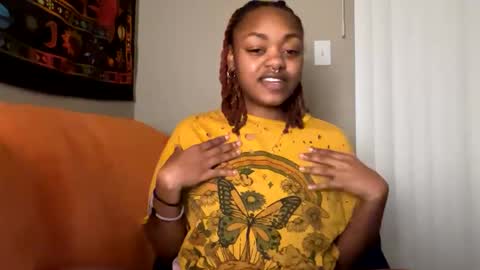 Snapshot of hippieangelbabi chatting on 14, 1, 2025 angelbabi online show from 14, 1, 2025