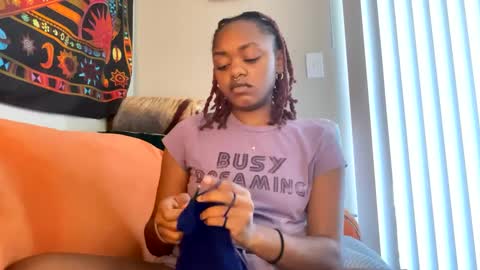 Snapshot of hippieangelbabi chatting on 14, 1, 2025 angelbabi online show from 14, 1, 2025