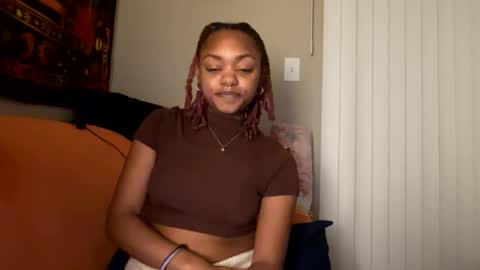 Snapshot of hippieangelbabi chatting on 18, 1, 2025 angelbabi online show from 18, 1, 2025