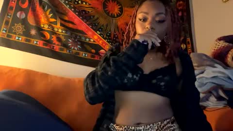 Snapshot of hippieangelbabi chatting on 28, 1, 2025 angelbabi online show from 28, 1, 2025