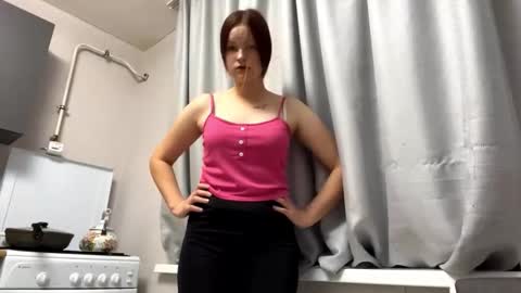 Snapshot of hirokobab chatting on 17, 10, 2025 Viola online show from 17, 10, 2025