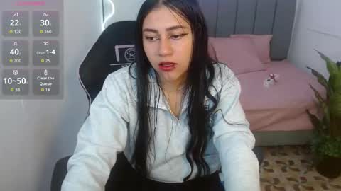 Snapshot of hisis_tay chatting on 27, 9, 2025 hisis online show from 27, 9, 2025