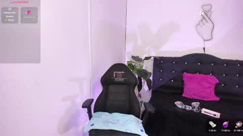 Snapshot of hisis_tay chatting on 15, 10, 2025 hisis online show from 15, 10, 2025